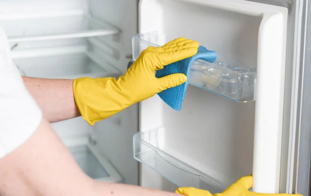 Cómo limpiar el refrigerador correctamente paso a paso