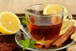 Infusión natural de canela y limón: usos comunes y recomendaciones