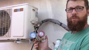 Cómo reparar un aire acondicionado que no enfría